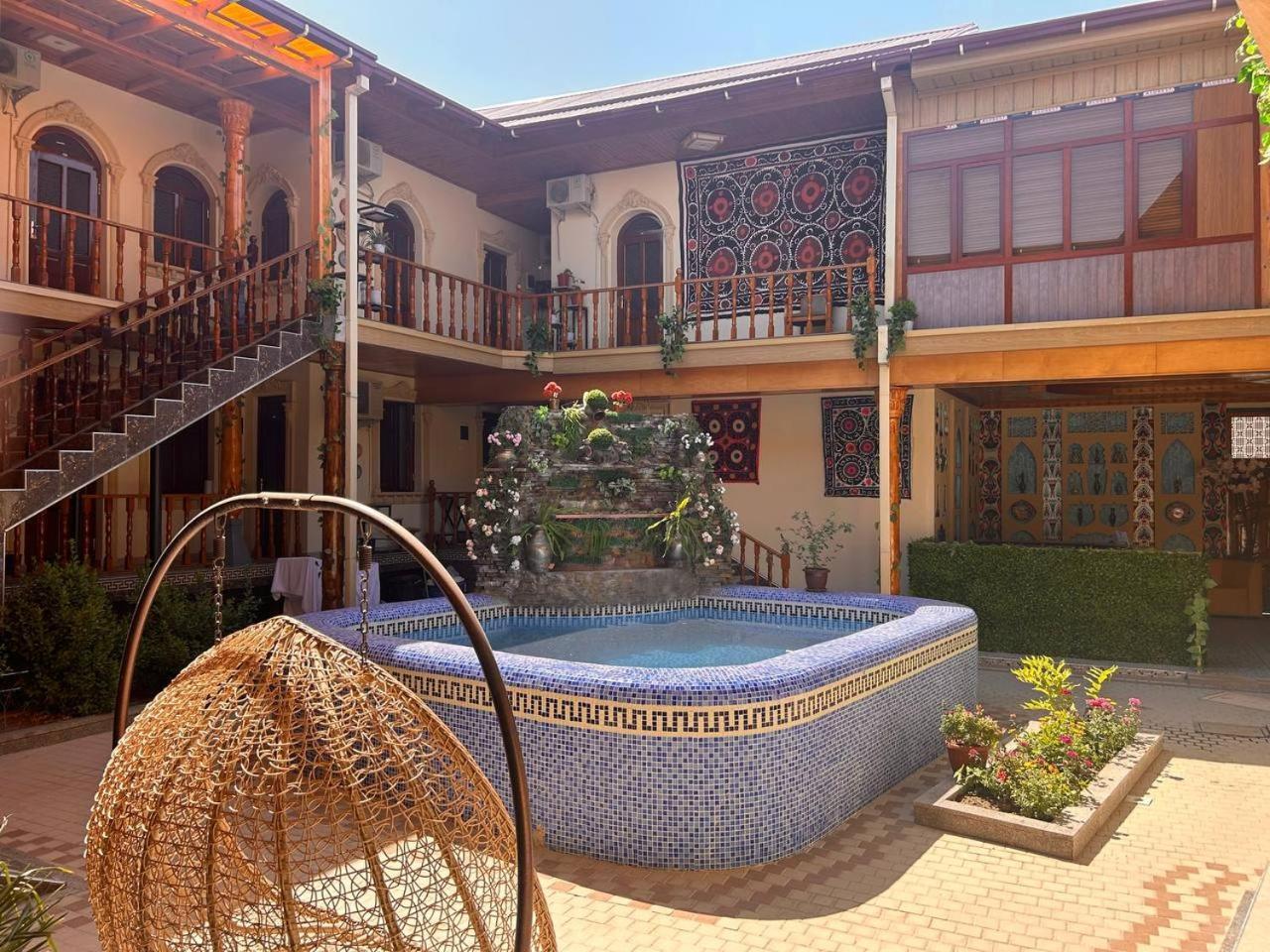 Retro Boutique Hotel ซามาร์คันด์ ภายนอก รูปภาพ